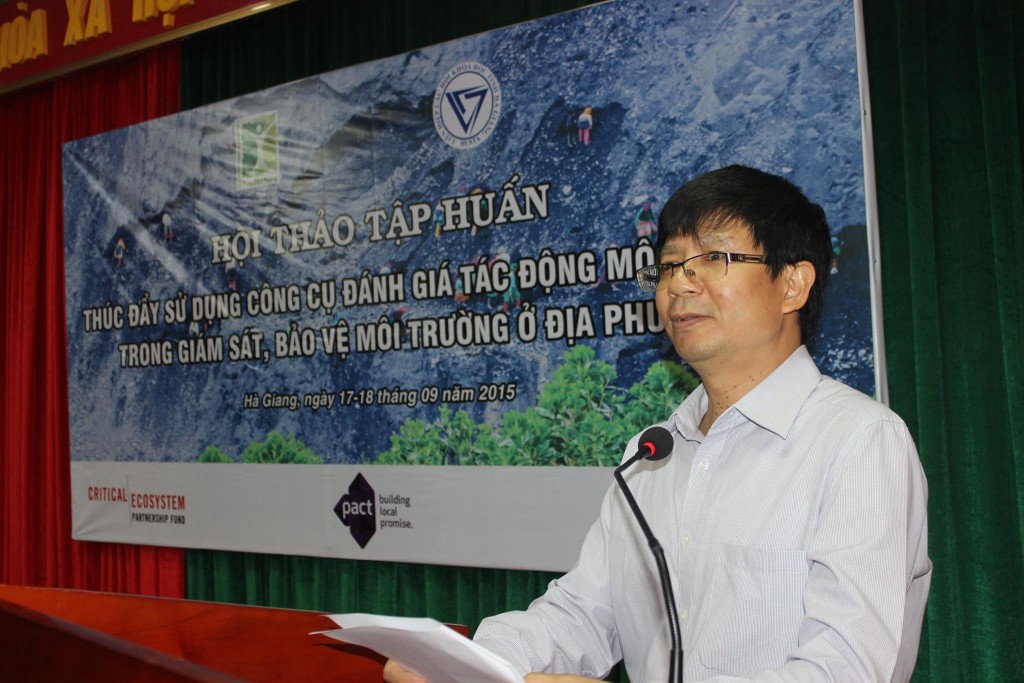 Đại diện Liên hiệp các Hội Khoa học và Kỹ thuật tỉnh Hà Giang tuyên bố lý do và giới thiệu đại biểu. (Ảnh: PanNature)